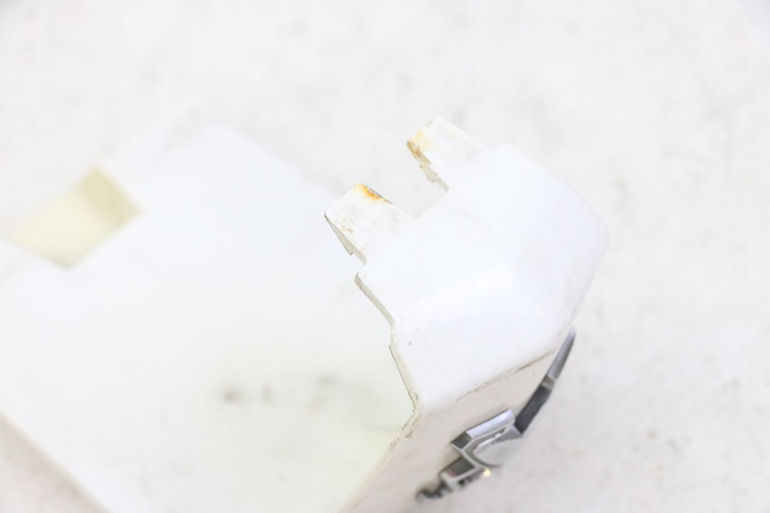 photo de LOWER FRONT FAIRING JUNCTION PEUGEOT CITYSTAR 50 (2013 - 2017) - Component detail