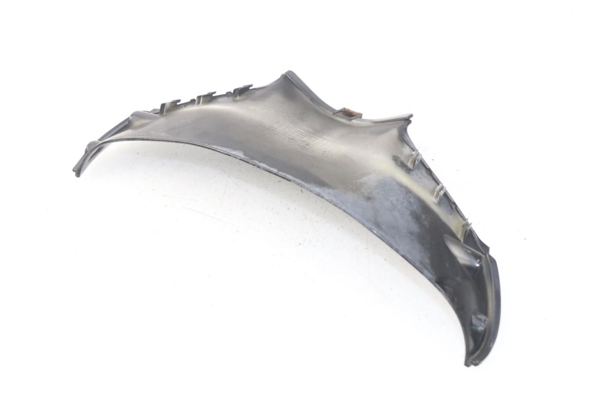 photo de FRONT MIDDLE PANEL HYOSUNG COMET GTR 125 (2007 - 2014) - Zoom on usage condition