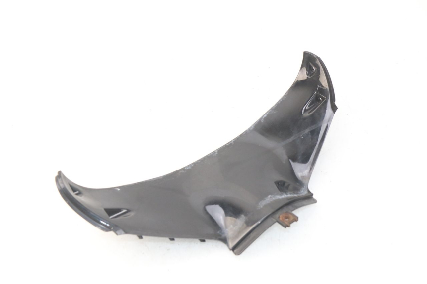 photo de FRONT MIDDLE PANEL HYOSUNG COMET GTR 125 (2007 - 2014) - Alternative perspective