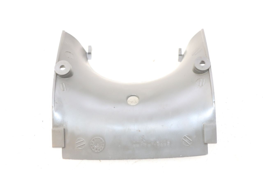 photo de LOWER FRONT FAIRING JUNCTION SUZUKI CP 80 (1985 - 1996) - Zoom on usage condition
