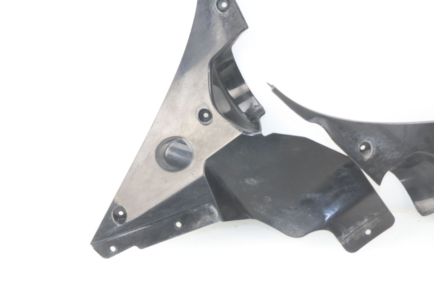 photo de LOWER FRONT FAIRING JUNCTION YAMAHA FJR ABS 1300 (2006 - 2012) - Alternative perspective