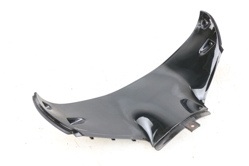 photo de FRONT MIDDLE PANEL HYOSUNG GTR 125 (2006 - 2008) - Alternative perspective