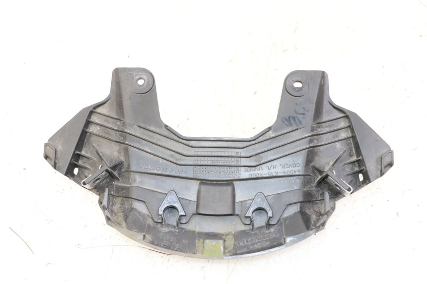 photo de FRONT MIDDLE PANEL HONDA PCX (JF57/JF64) 125 (2014 - 2018) - Zoom on usage condition