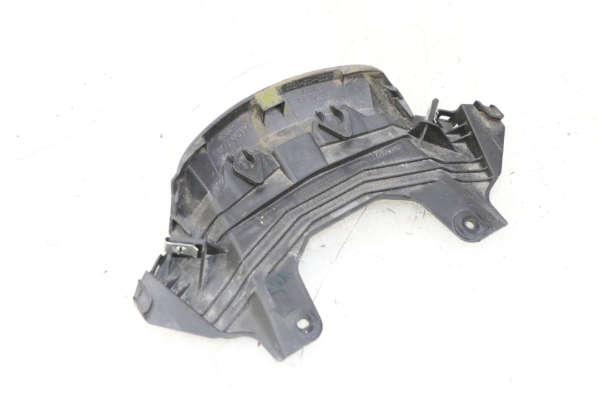 photo de FRONT MIDDLE PANEL HONDA PCX (JF57/JF64) 125 (2014 - 2018) - Alternative perspective