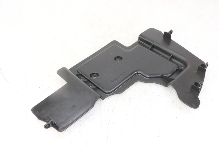 photo de FRONT MIDDLE PANEL KYMCO DINK 4T 50 (2007 - 2018) - Main view