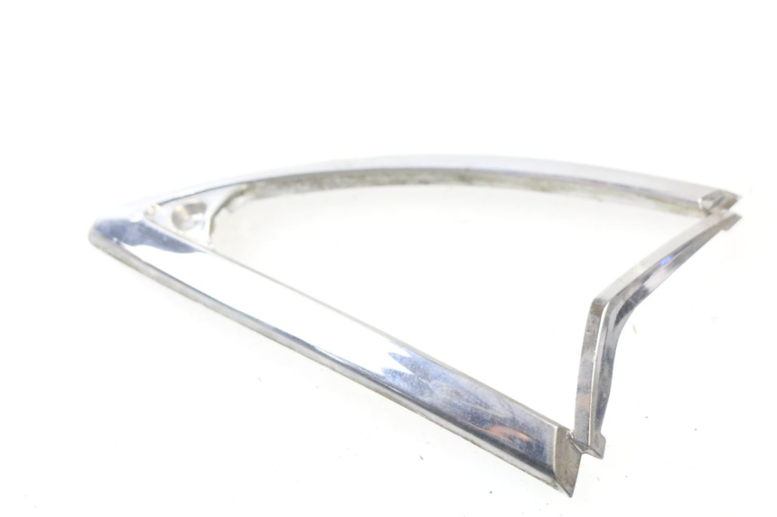 photo de FRONT MIDDLE PANEL PIAGGIO LIBERTY 125 (2009 - 2013) - Main view