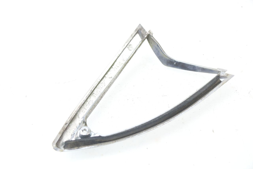 photo de FRONT MIDDLE PANEL PIAGGIO LIBERTY 125 (2009 - 2013) - Component detail