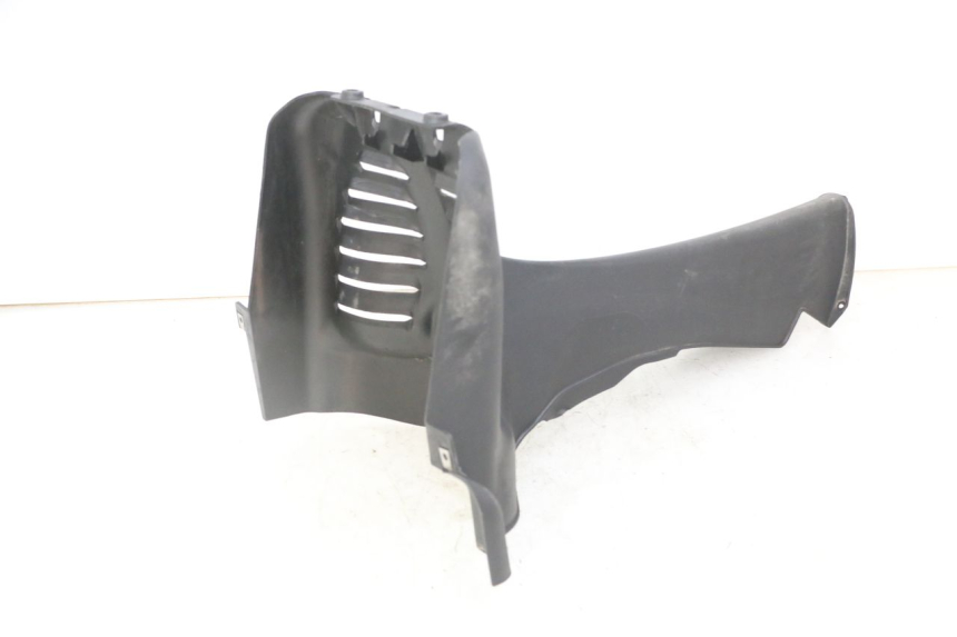 photo de FRONT MIDDLE PANEL PIAGGIO MP3 LT 300 (2010 - 2016) - Technical close-up