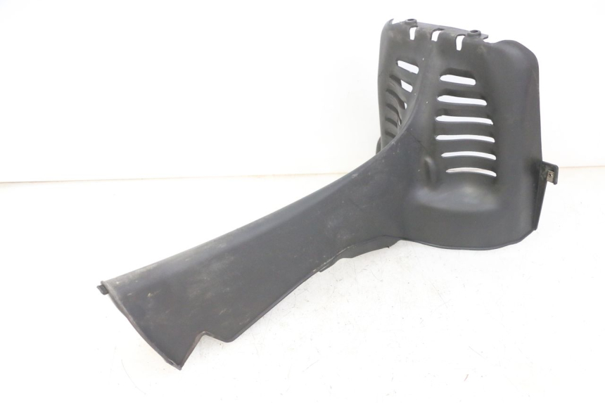 photo de FRONT MIDDLE PANEL PIAGGIO MP3 LT 300 (2010 - 2016) - Fixing points details