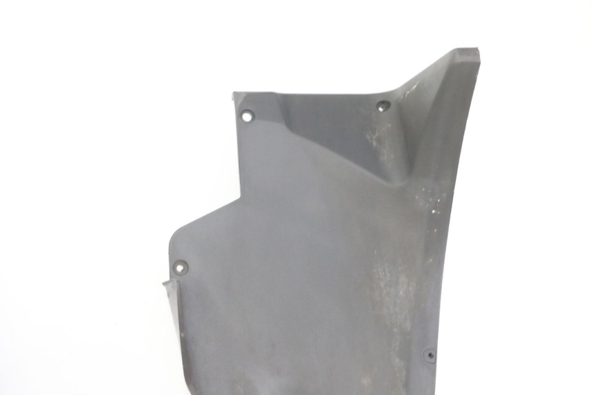 photo de LOWER FRONT FAIRING JUNCTION PIAGGIO MP3 LT 300 (2010 - 2016) - Checked used part