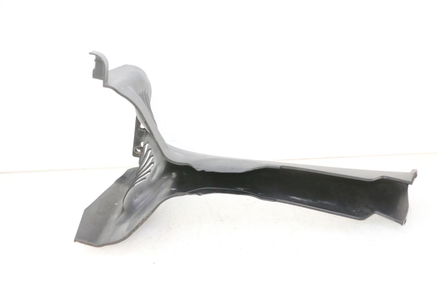 photo de FRONT MIDDLE PANEL PIAGGIO MP3 RL 250 (2006 - 2010) - Zoom on usage condition