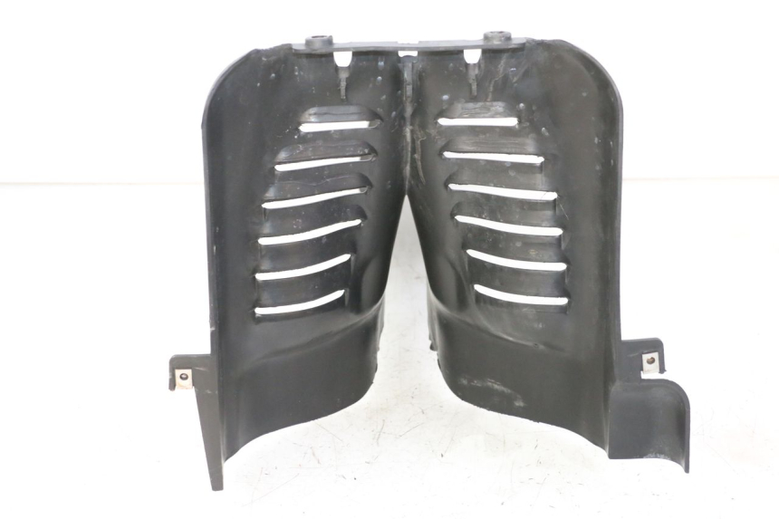 photo de FRONT MIDDLE PANEL PIAGGIO MP3 RL 250 (2006 - 2010) - Alternative perspective
