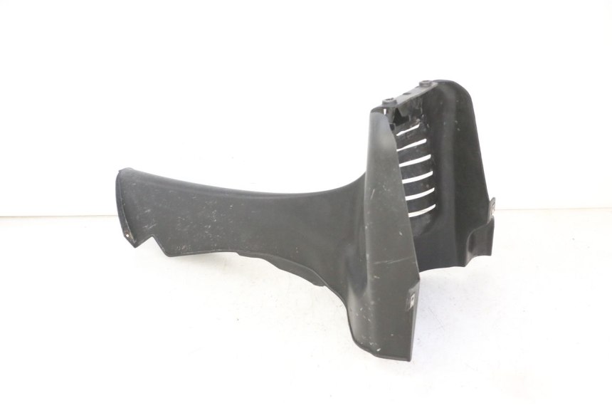 photo de FRONT MIDDLE PANEL PIAGGIO MP3 RL 250 (2006 - 2010) - Technical close-up