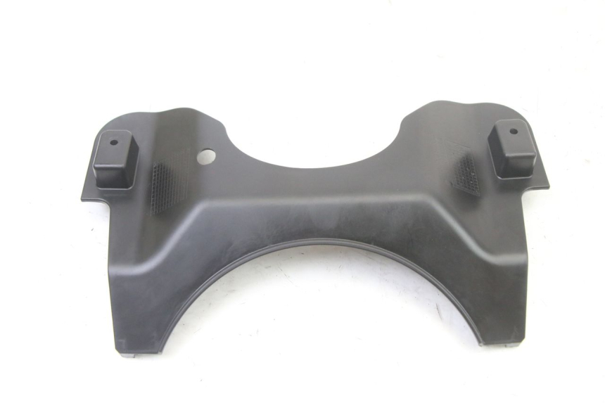 photo de FRONT MIDDLE PANEL SYM ORBIT III 3 4T 50 (2021 - 2025) - Zoom on usage condition