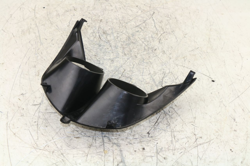 photo de FRONT MIDDLE PANEL RIEJU RS SPORT NAKED 50 (2013 - 2018) - Zoom on usage condition