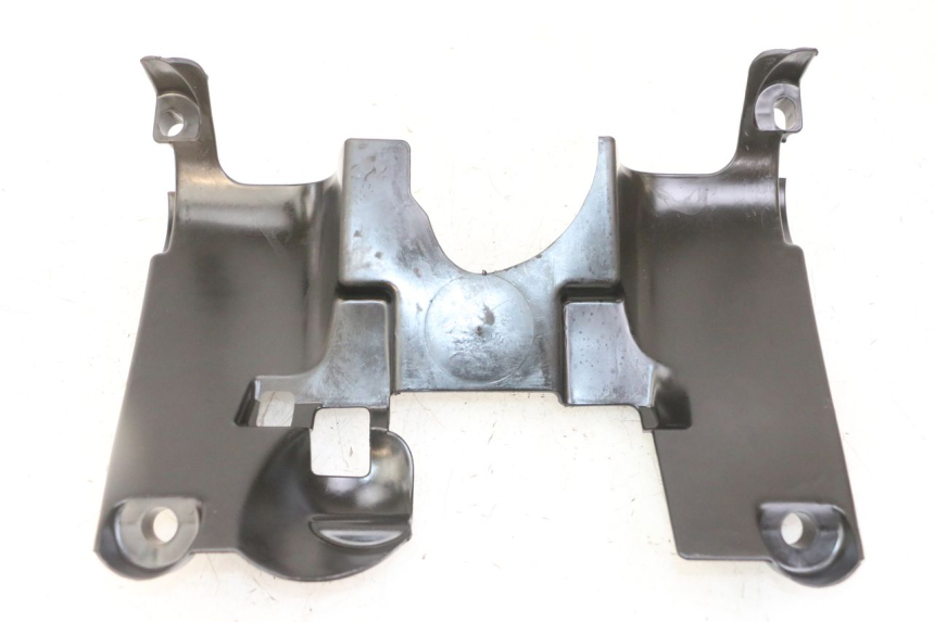 photo de FRONT MIDDLE PANEL PEUGEOT SPEEDFIGHT 2 LC 50 (2000 - 2009) - Component detail