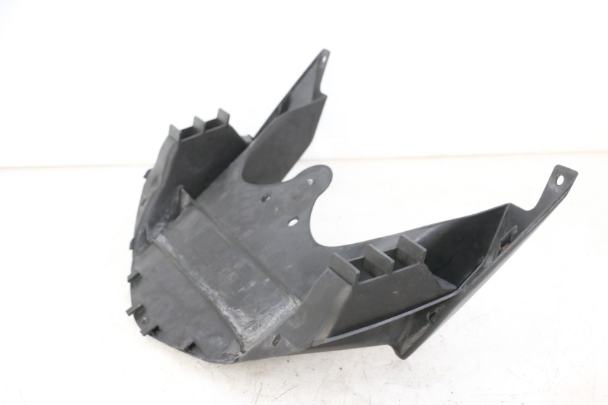 photo de FRONT MIDDLE PANEL SUZUKI SV S 650 (2003 - 2009) - Alternative perspective