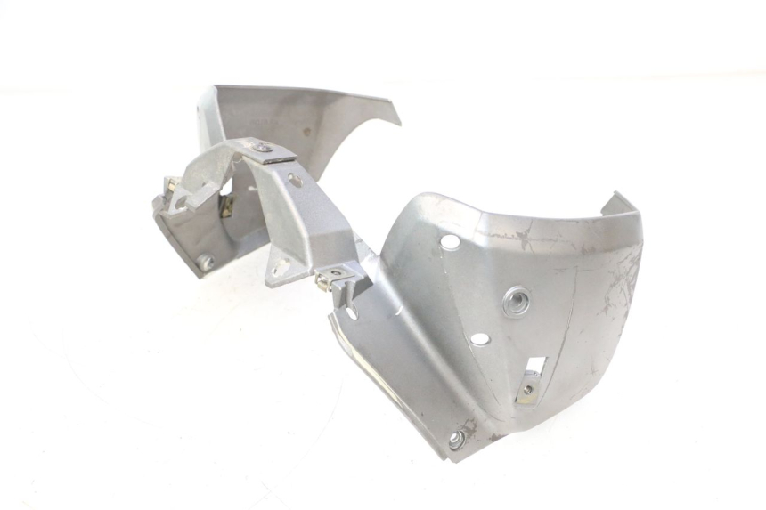photo de LOWER FRONT FAIRING JUNCTION PEUGEOT TREKKER 50 (1995 - 2004) - Surface and material condition