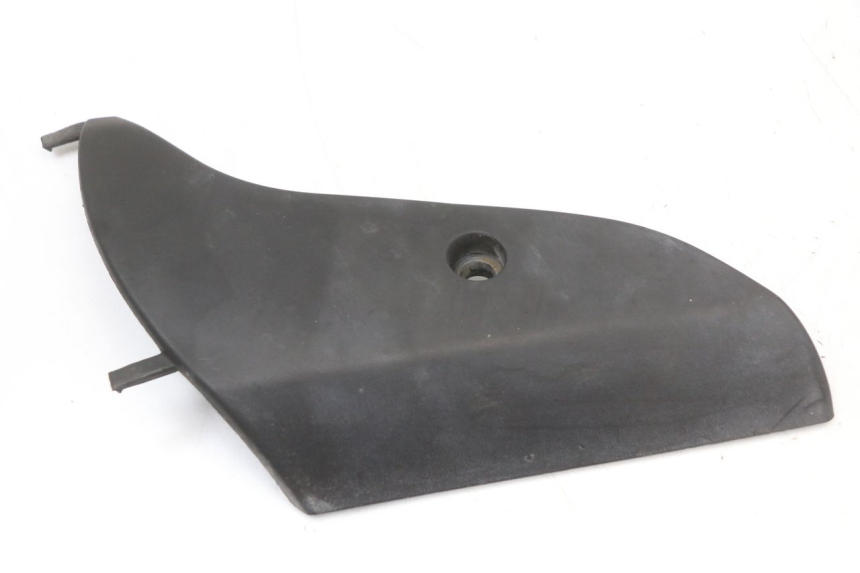 photo de LOWER FRONT FAIRING JUNCTION PIAGGIO VESPA S 2T 50 (2007 - 2014) - Component detail