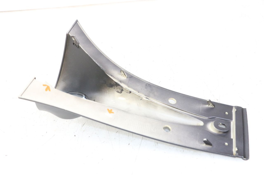 photo de FRONT MIDDLE PANEL JM MOTORS VX 125 (2022 - 2025) - Alternative perspective