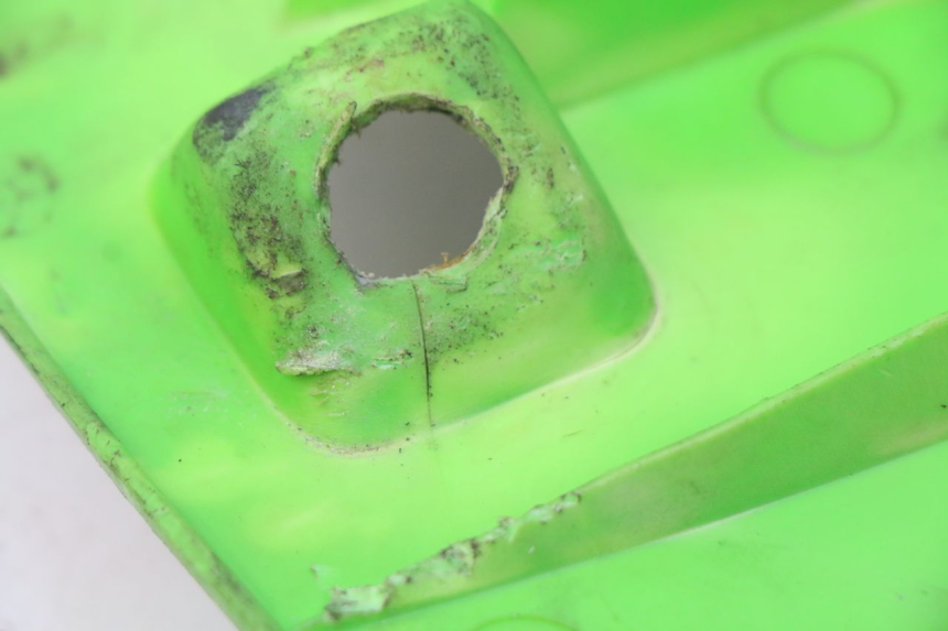 photo de FRONT FAIRING JUNCTION KAWASAKI KX 250 (1994 - 1998) - Component detail