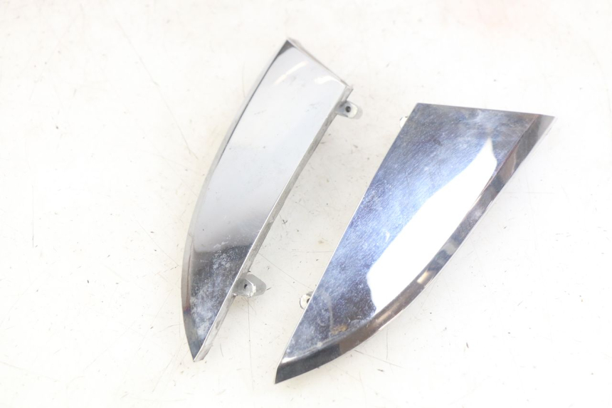 photo de FRONT FAIRING JUNCTION SYM MIO 50 (2011 - 2017) - Component detail