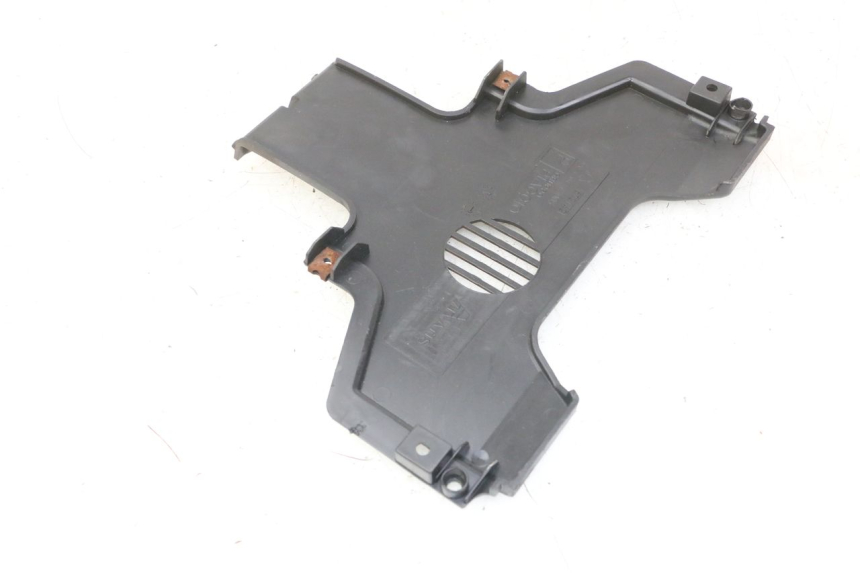 photo de FRONT MIDDLE PANEL PIAGGIO MP3 500 (2011 - 2015) - Component detail
