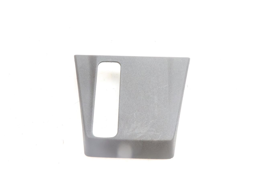 photo de FRONT MIDDLE PANEL PIAGGIO MP3 500 (2016 - 2018) - Main view