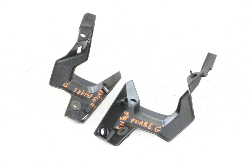 photo de FRONT MIDDLE PANEL YAMAHA MT-07 MT07 ABS 700 (2018 - 2020) - Zoom on usage condition