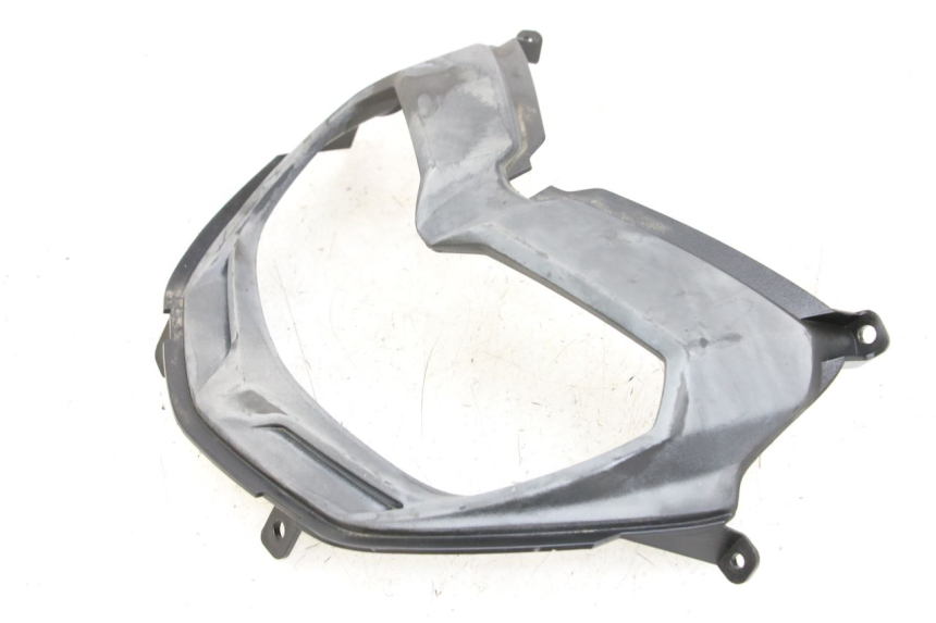 photo de FRONT FAIRING JUNCTION PIAGGIO NEW TYPHOON 50 (2018 - 2021) - Zoom on usage condition