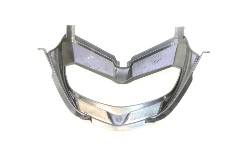 photo de FRONT FAIRING JUNCTION PIAGGIO NEW TYPHOON 50 (2018 - 2021) - Technical close-up