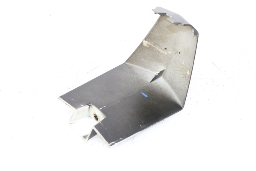 photo de FRONT FAIRING JUNCTION PEUGEOT CITYSTAR 2T 50 (2018 - 2021) - Technical close-up