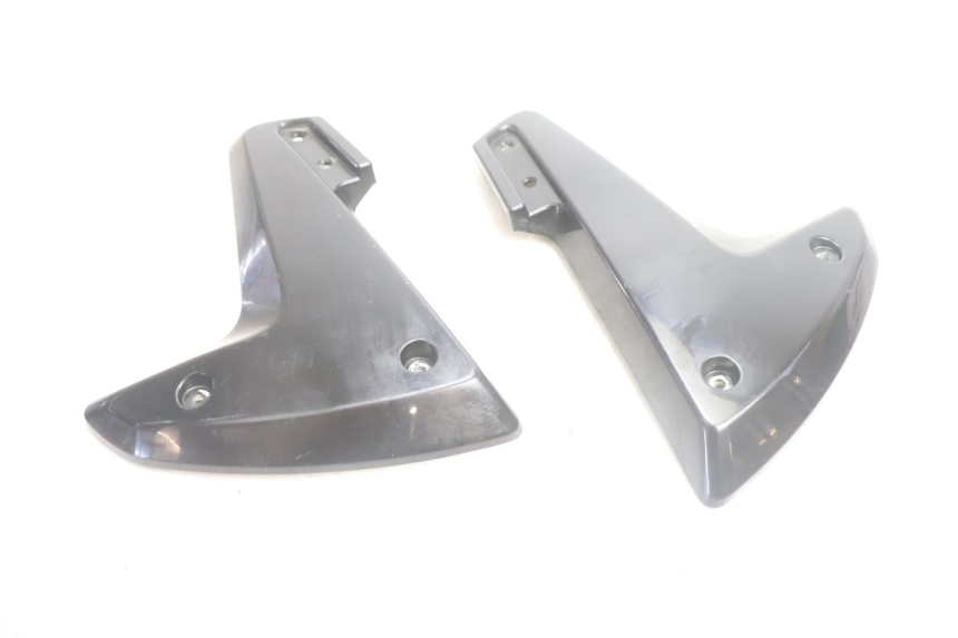 photo de FRONT MIDDLE PANEL PEUGEOT STREETZONE NAKED 2T 50 (2014 - 2018) - Technical close-up
