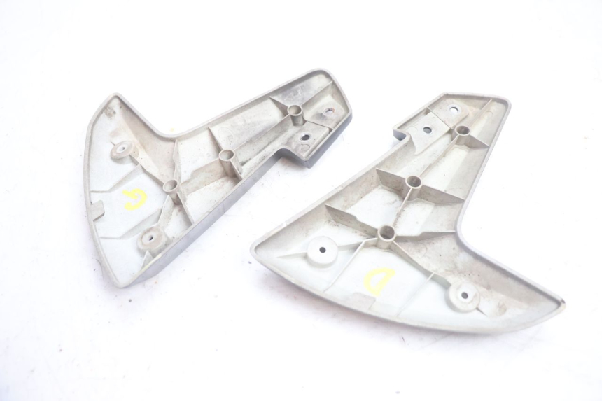 photo de FRONT MIDDLE PANEL PEUGEOT STREETZONE NAKED 2T 50 (2014 - 2018) - Product overview