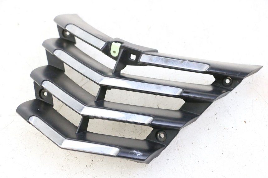 photo de UPPER FRONT FAIRING JUNCTION PEUGEOT CITYSTAR 50 (2013 - 2017) - Surface and material condition