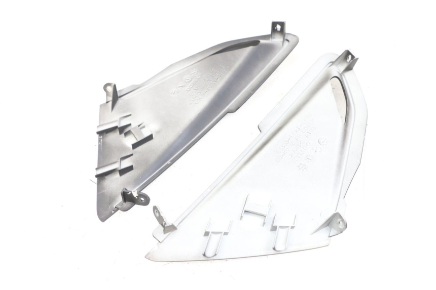 photo de FRONT MIDDLE PANEL  KYMCO DINK STREET 125 (2009 - 2014) - Component detail