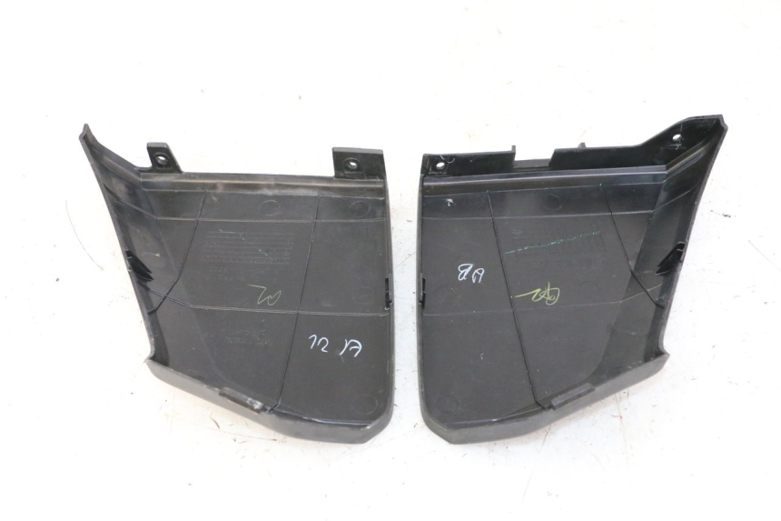 photo de FRONT MIDDLE PANEL  HONDA FORZA ABS 300 (2013 - 2017) - Component detail