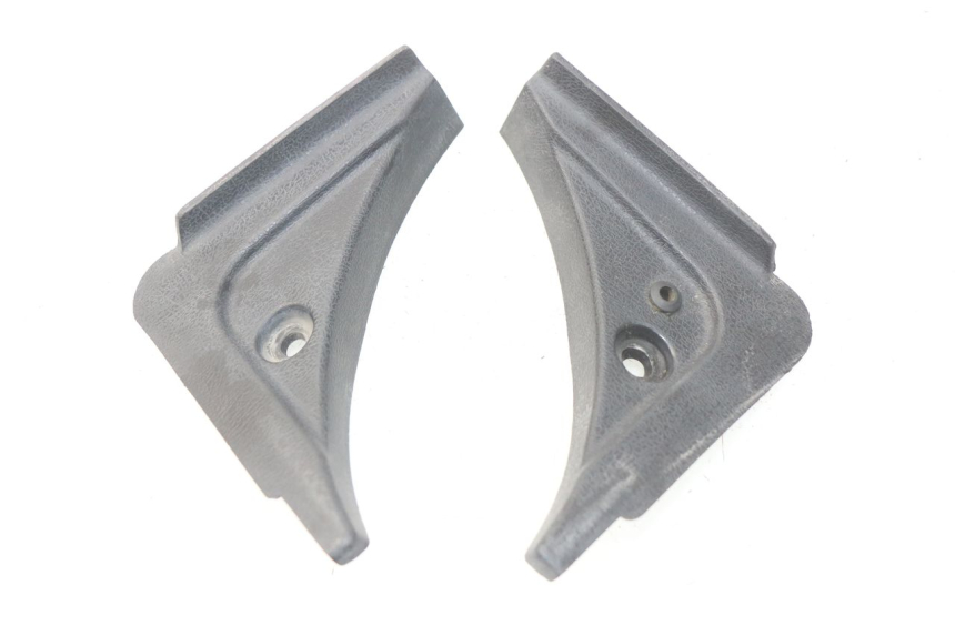 photo de FRONT MIDDLE PANEL  KAWASAKI GPZ S 500 (1994 - 2005) - Main view