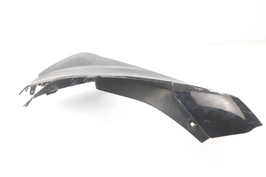 photo de FRONT MIDDLE PANEL  SUZUKI GSX-R GSXR 750 (2011 - 2016) - Additional view of the item