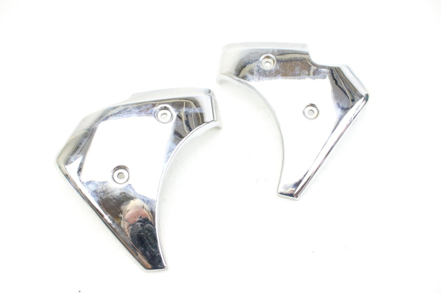 photo de UPPER FRONT FAIRING JUNCTION SYM HUSKY 125 (1999 - 2005) - Main view