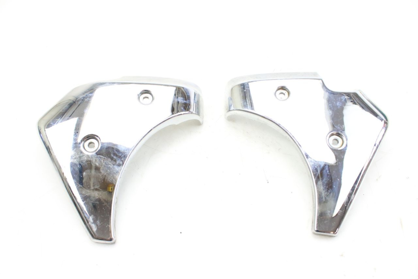 photo de UPPER FRONT FAIRING JUNCTION SYM HUSKY 125 (1999 - 2005) - Component detail
