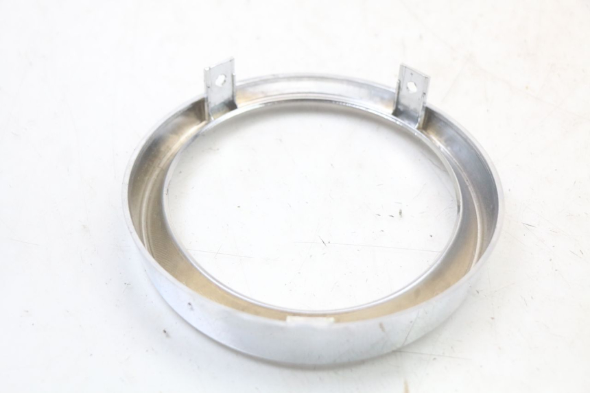 photo de FRONT MIDDLE PANEL JM MOTORS VX 125 (2022 - 2025) - Technical close-up