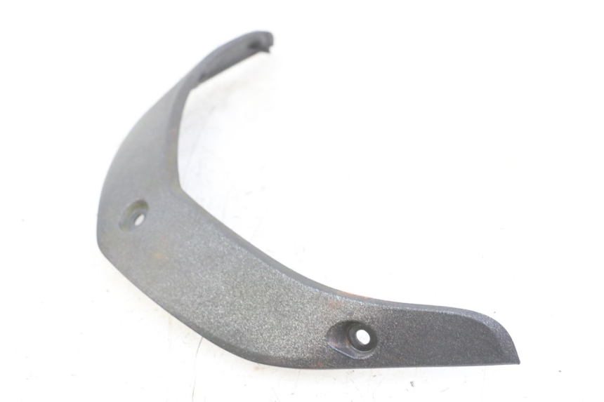 photo de UPPER FRONT FAIRING JUNCTION KYMCO DINK 4T 50 (2007 - 2018) - Zoom on usage condition