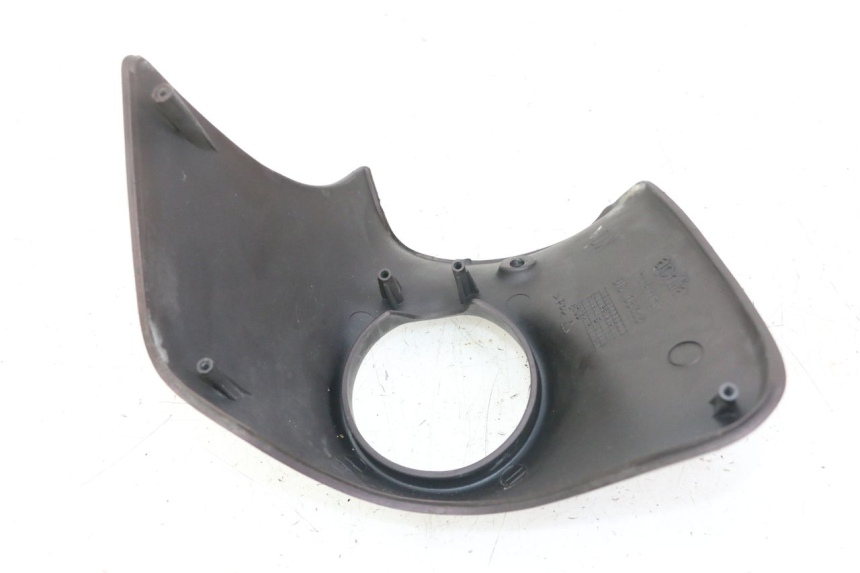 photo de FRONT MIDDLE PANEL  APRILIA SCARABEO GT TOURING 125 (1999 - 2005) - Checked used part