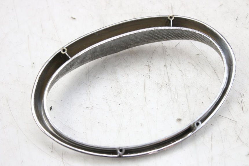 photo de UPPER FRONT FAIRING JUNCTION APRILIA SCARABEO 100 (2003 - 2012) - Zoom on usage condition