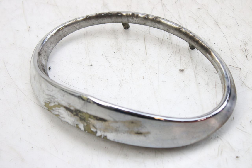 photo de UPPER FRONT FAIRING JUNCTION APRILIA SCARABEO 100 (2003 - 2012) - Technical close-up