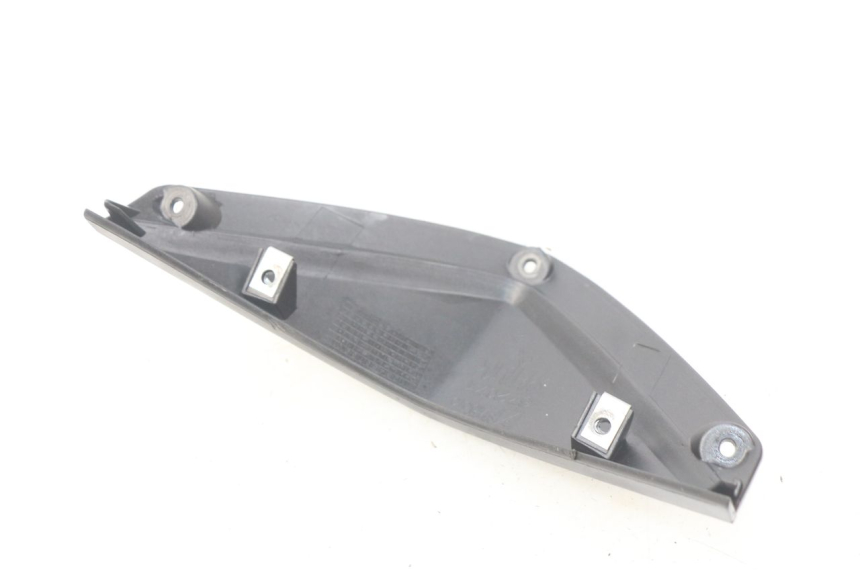 photo de UPPER FRONT FAIRING JUNCTION APRILIA SR 2T 50 (2012 - 2017) - Component detail