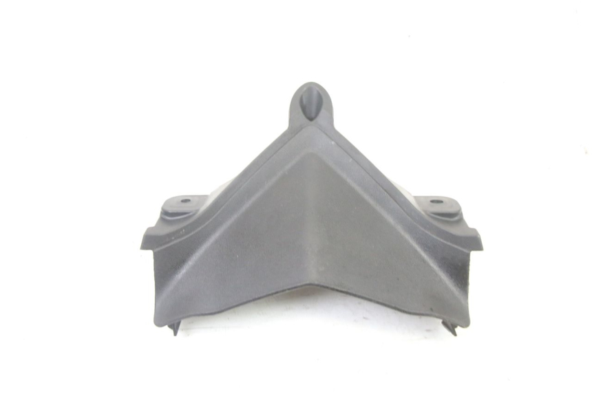 photo de UPPER FRONT FAIRING JUNCTION YAMAHA X-MAX XMAX 125 (2010 - 2013) - Component detail