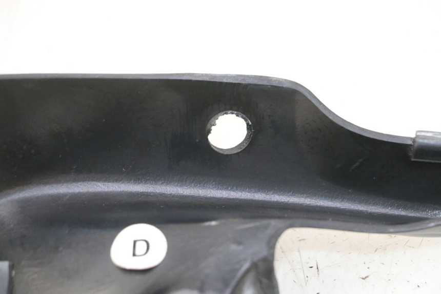 photo de FRONT MIDDLE PANEL  YAMAHA XJ6 ABS 600 (2008 - 2016) - Component detail