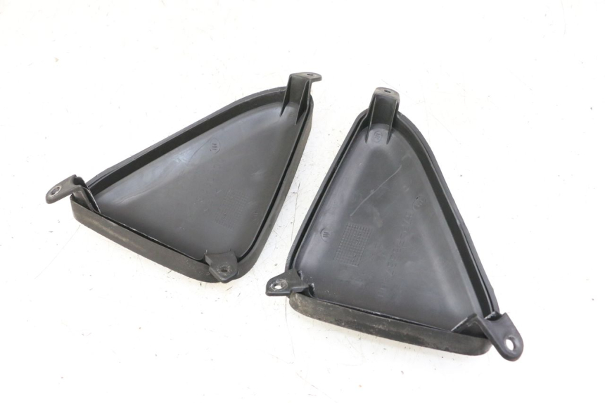 photo de FRONT MIDDLE PANEL  YAMAHA X-MAX XMAX ABS 250 (2010 - 2014) - Component detail